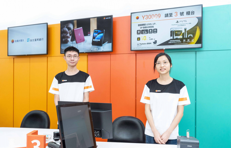 台灣大哥大導入創利空間IMPRESS雲端數位內容公播管理系統，可從總部遠端管理及即時推播行銷文宣至全台目標門市